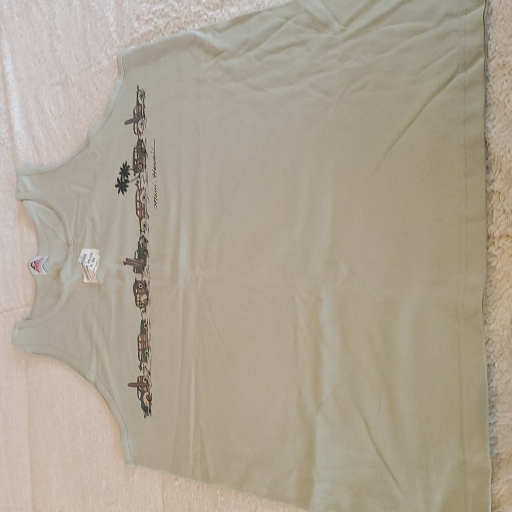 Size large Maui Hawaii tank topnew